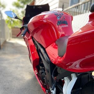 2011 Hyosung 650 Gt 300 miles or trade